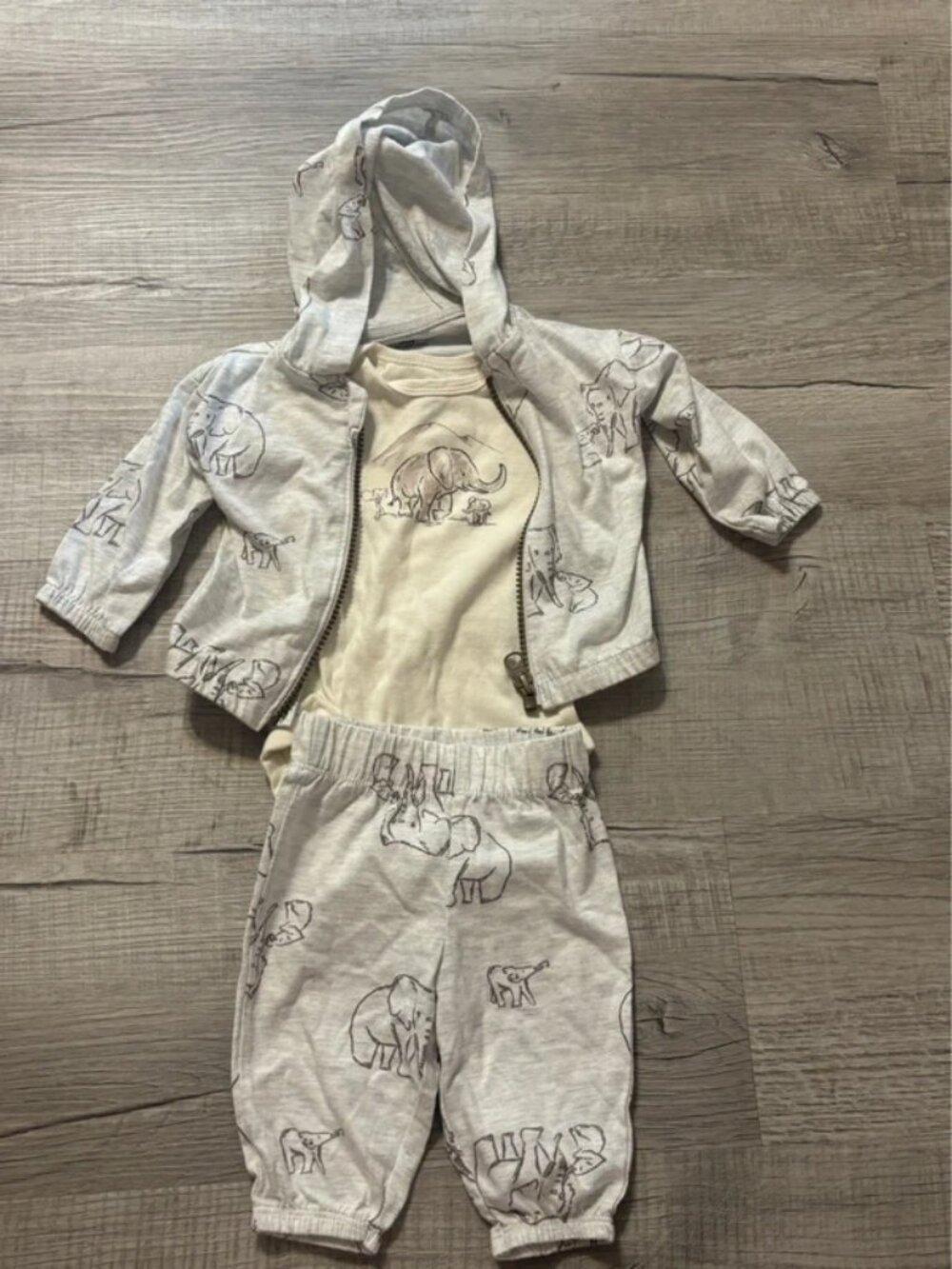 3 month carters 3piece set